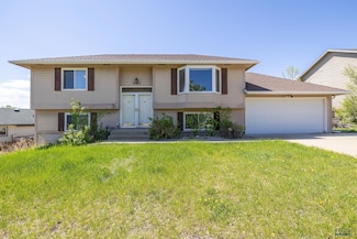 3713 Michigan Ave, Rapid City, SD 57701