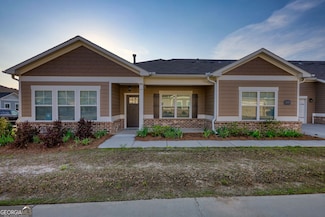 2929 Rambler Dr, Loganville, GA 30052