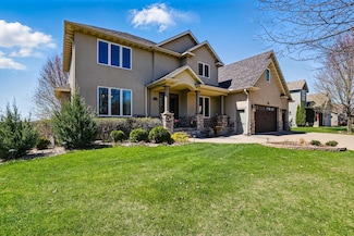 2464 Cottage Grove Dr, Woodbury, MN 55129