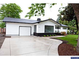 465 Hunsaker Ln, Eugene, OR 97404