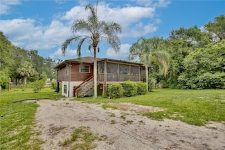 425 Mercers Fernery Rd, Deland, FL 32720