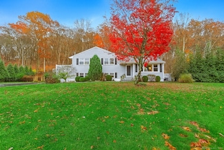 24 Warnock Dr, Westport, CT 06880