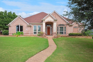 2301 Club Creek Ct, Garland, TX 75043