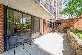 700 Grove St Unit 2A, Jersey City, NJ 07310