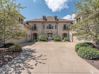 1036 Abbey Rd, Monroe, MI 48161