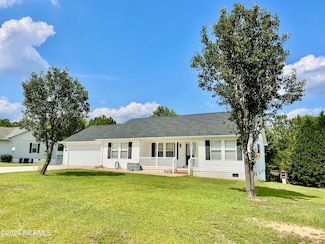 221 Farmstead Ct, Rockingham, NC 28379