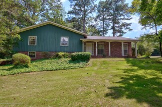 907 Glenview Cir, Jasper, AL 35501