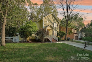 6005 Lanai Ln, Fort Mill, SC 29708