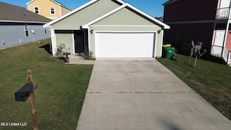 2024 Toulouse St, Ocean Springs, MS 39564