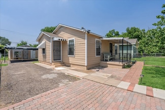5629 Farnsworth Ave, Fort Worth, TX 76107
