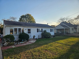 174 Merrill St, Brentwood, NY 11717