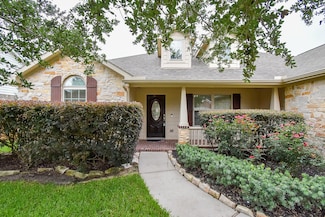 231 S Lantana Cir, Sealy, TX 77474
