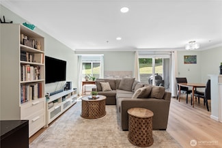 12515 109th Ct NE Unit B104, Kirkland, WA 98034