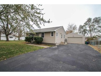 7914 Van Buren St NE, Minneapolis, MN 55432
