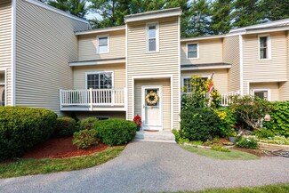 17 Pine Meadows Dr, Exeter, NH 03833