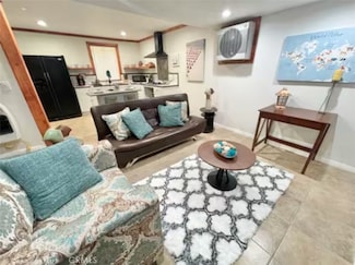 4846 W Avenue l10, Lancaster, CA 93536