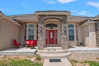 1073 W El Esperante Dr, Pueblo, CO 81007