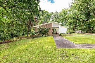 981 Sherwood Cir, Lancaster, SC 29720
