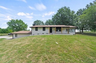 17625 B Hwy, Edgerton, MO 64444