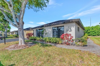 4875 Hawkwood Rd Unit B, Boynton Beach, FL 33436