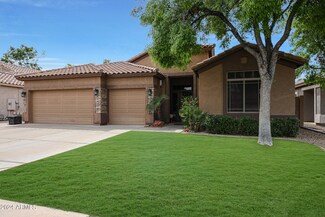 906 S Ash St, Gilbert, AZ 85233