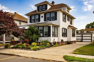 40 James St, South River, NJ 08882