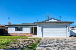 4623 N 7th St, Fresno, CA 93726
