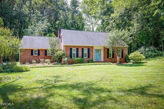 828 Ridgefields Rd, Kingsport, TN 37660