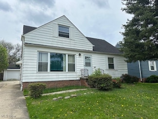 3832 Wallingford Rd, Cleveland, OH 44121