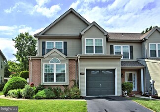 135 Harvard Dr, Trappe, PA 19426