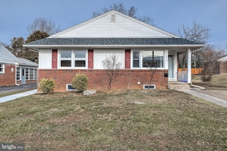 2412 Dickinson Ave, Camp Hill, PA 17011