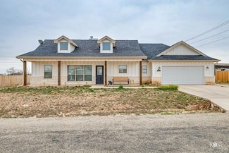 4400 N Bobcat Trail, Grape Creek, TX 76901