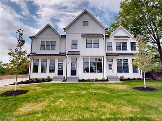 110 Cider Mill Unit B, Chardon, OH 44024