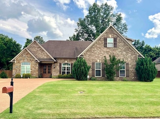 105 Flagstone Dr, Jackson, TN 38305