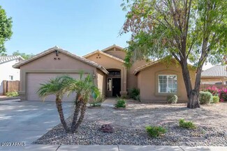 8565 W Denton Ln, Glendale, AZ 85305