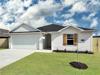 580 Shepherd St, Prairie Grove, AR 72753