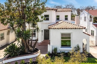 4325 9th Ave, Los Angeles, CA 90008