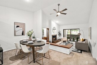 13611 NE 8th St Unit 306, Bellevue, WA 98005