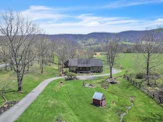 2998 Green Valley Rd, Peterstown, WV 24963