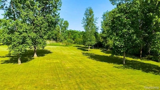 1746 N Baldwin Rd, Oxford Charter Township, MI 48371