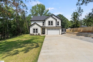 10 Fort Prince Ct, Wellford, SC 29385