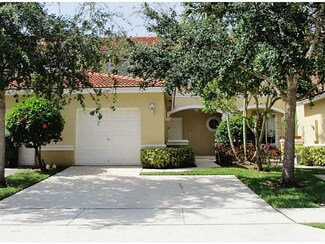 6187 Whalton St, West Palm Beach, FL 33411