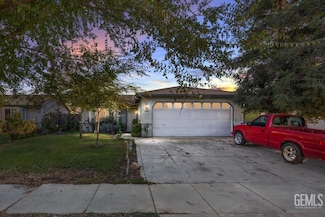 583 Taylor Ave, Mc Farland, CA 93250