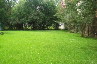 1813 W 14th St, Houston, TX 77008