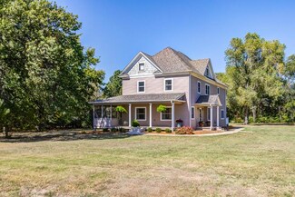 1713 Granite Rd, Bennington, KS 67422