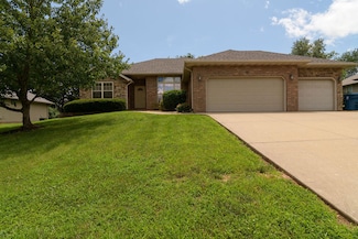 3864 W Village Terrace, Springfield, MO 65810