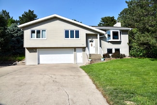 1140 W Capitol Ave, Pierre, SD 57501