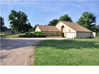 15809 W 47th St S, Clearwater, KS 67026