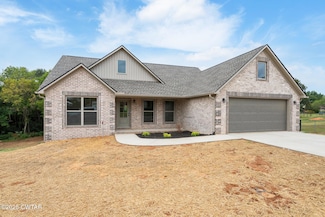 50 Derek Dr, Lexington, TN 38351