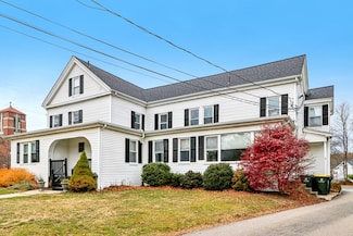 14 Pleasant St Unit A, Franklin, MA 02038